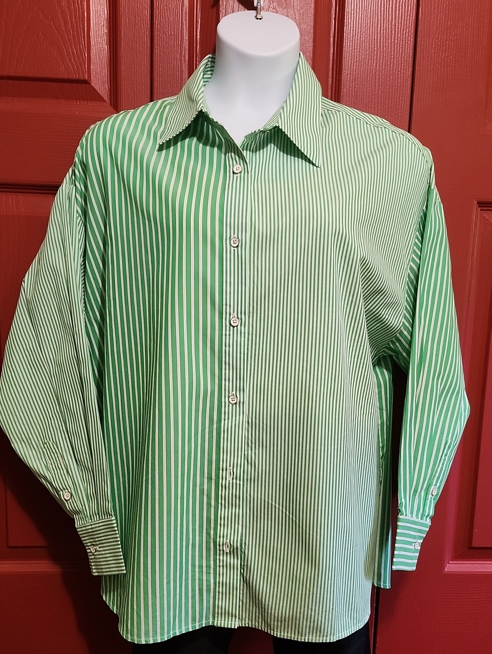 Cabi XL NWOT Women's Green And White Striped Button-Up Shirt
